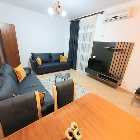 Apartment Me Qera Lungomare Vlore Medem1 Zewnętrze zdjęcie